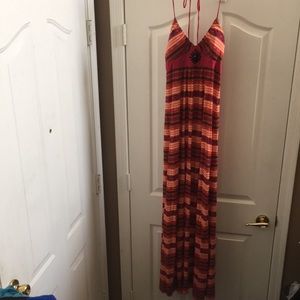 FINAL MARKDOWN Junior energie Maxi Halter Dress (M)